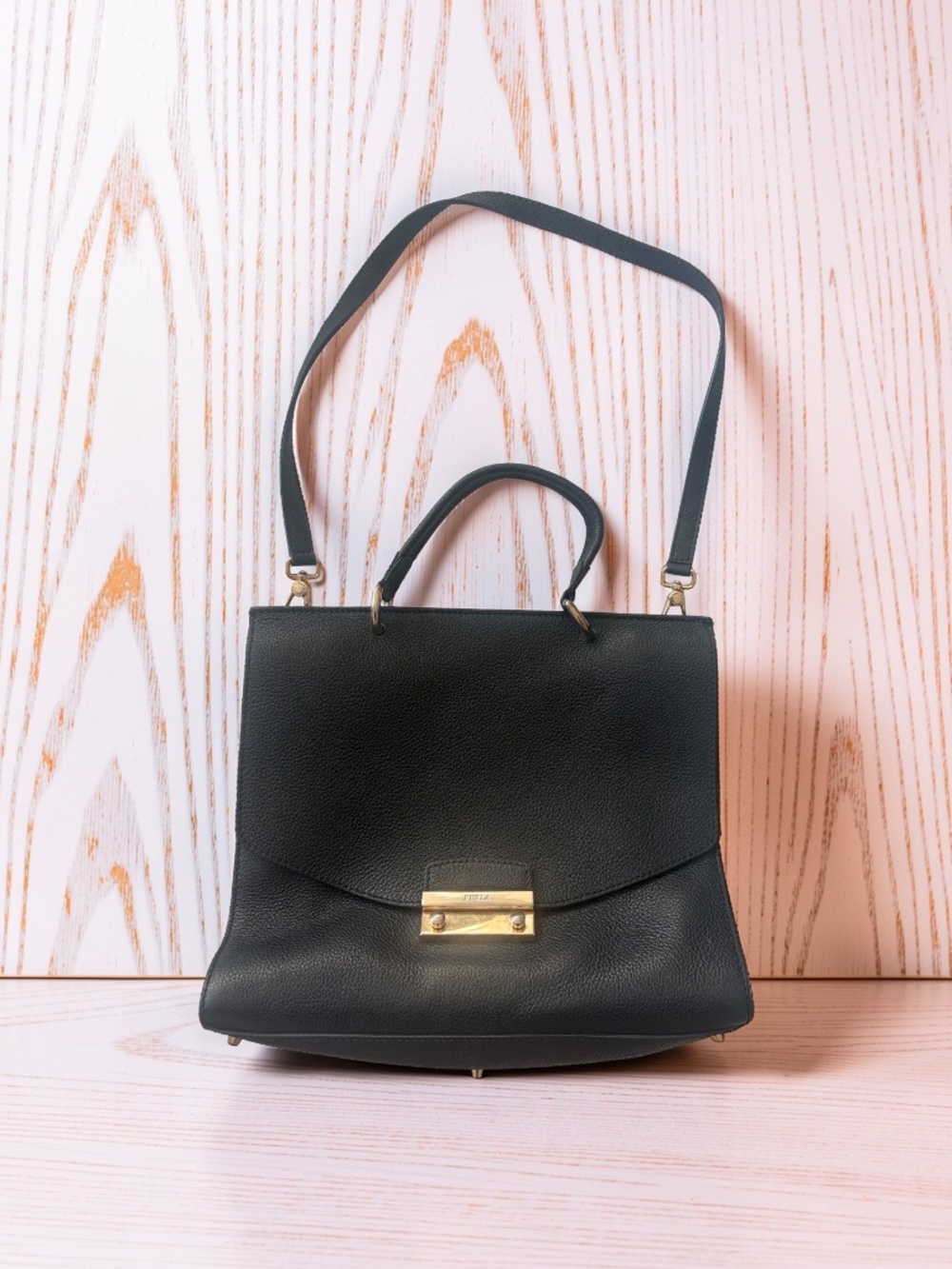 Furla Julia Medium Black Leather Shoulder Bag - Picture 3 of 15